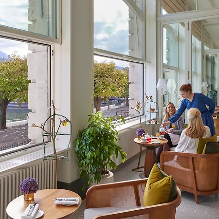 Mandarin Oriental Palace, Готель 5*