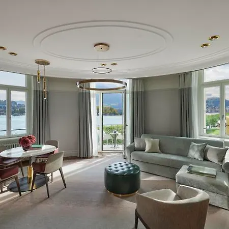 Mandarin Oriental Palace, Готель 5*