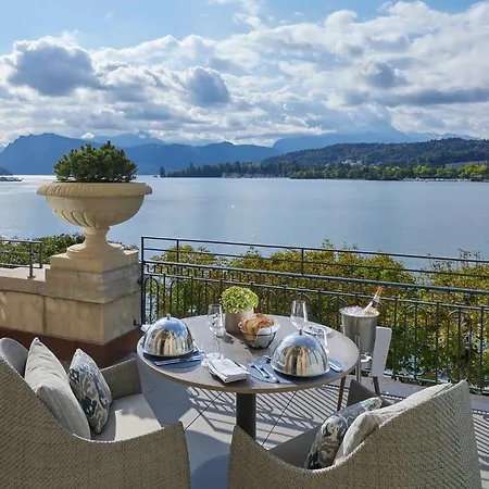 Готель Mandarin Oriental Palace, Lucerne